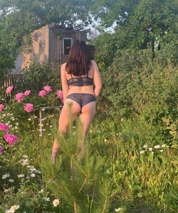 Анкета проститутки Аничка - Фото 1, Геническ, 19 лет, №6390